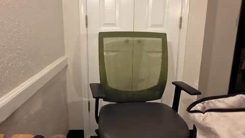 nikkithickumss online show from 04-27-26, 02:59