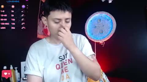 Snapshot of nikky_tomboy444 chatting on 06-25-26, 01:48 Nikky online show from 06-25-26, 01:48