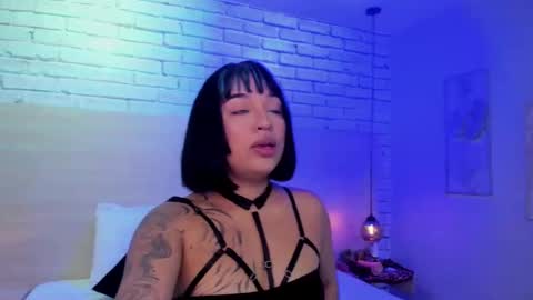 Nikky Dean online show from 09-12-25, 03:17