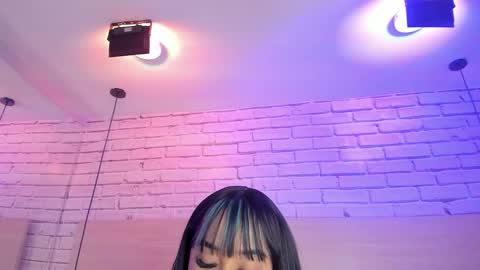 Nikky Dean online show from 10-25-25, 03:36