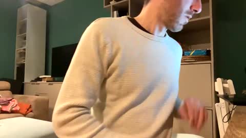 Niko online show from 02-22-25, 01:11