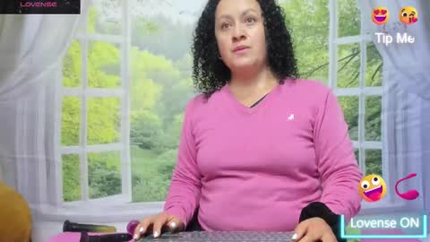 Snapshot of nikol32__ chatting on 11-04-25, 11:31 dayan online show from 11-04-25, 11:31