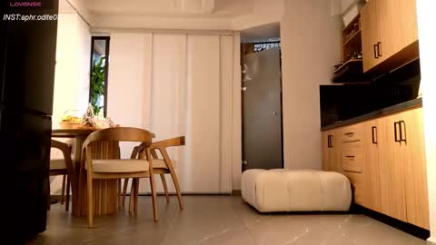 Nicole cam online show from 12-19-25, 09:33