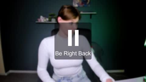 Snapshot of nikol_kitt chatting on 01-05-25, 01:45 Little Niko  Help me reach my goals online show from 01-05-25, 01:45