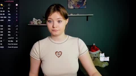 Snapshot of nikol_kitt chatting on 01-18-25, 07:48 Little Niko  Help me reach my goals online show from 01-18-25, 07:48