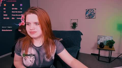Snapshot of nikol_kitt chatting on 02-08-25, 04:57 Little Niko  Help me reach my goals online show from 02-08-25, 04:57