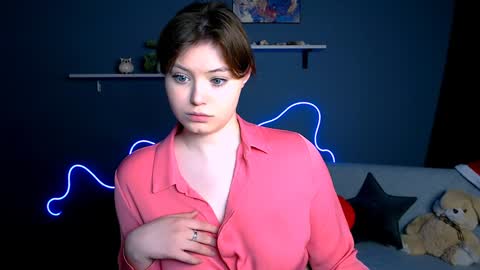 Snapshot of nikol_kitt chatting on 02-08-25, 08:21 Little Niko  Help me reach my goals online show from 02-08-25, 08:21