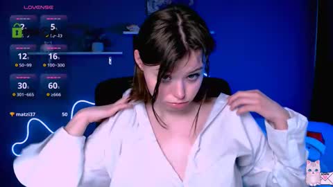 Snapshot of nikol_kitt chatting on 02-20-25, 05:23 Little Niko  Help me reach my goals online show from 02-20-25, 05:23