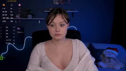 Snapshot of nikol_kitt chatting on 02-24-25, 07:52 Little Niko  Help me reach my goals online show from 02-24-25, 07:52
