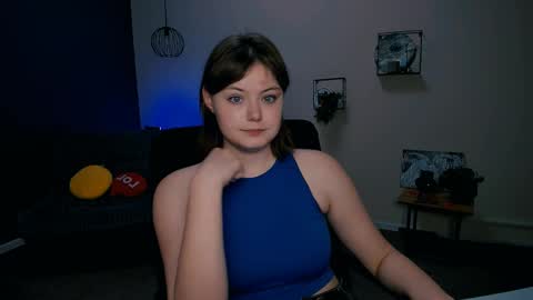 Snapshot of nikol_kitt chatting on 03-04-25, 11:43 Little Niko  Help me reach my goals online show from 03-04-25, 11:43