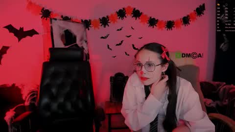 Snapshot of nikol_kitt chatting on 10-22-25, 07:35 Little Niko  Help me reach my goals online show from 10-22-25, 07:35