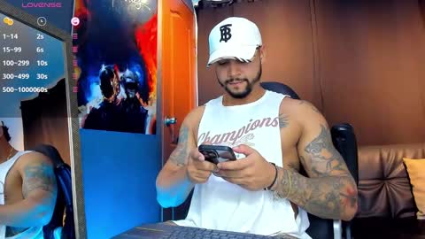 Snapshot of nikolahank1 chatting on 12-11-24, 02:52 Nikola Hank online show from 12-11-24, 02:52