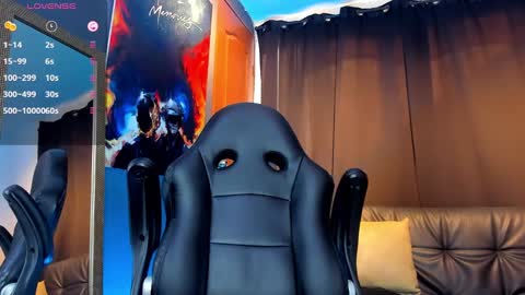 Snapshot of nikolahank1 chatting on 01-19-25, 01:12 Nikola Hank online show from 01-19-25, 01:12