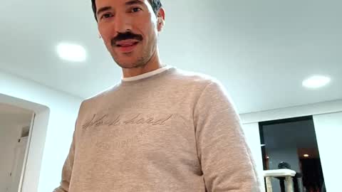 Nikolaj costeer online show from 12-25-24, 03:40