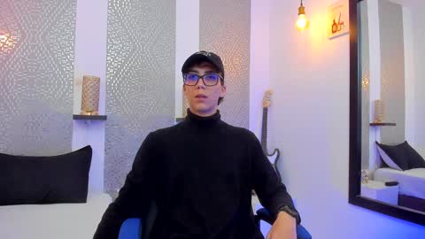    online show from 01-01-25, 03:45