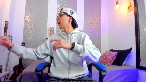    online show from 02-11-25, 10:26