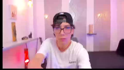    online show from 09-09-25, 04:01