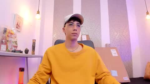    online show from 01-06-26, 04:05