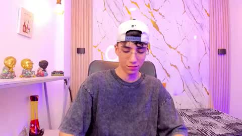    online show from 02-06-26, 04:17