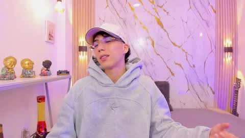    online show from 03-22-26, 03:43