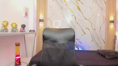 Snapshot of nikolay_gregori chatting on 05-09-26, 04:17 online show from 05-09-26, 04:17