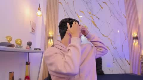 Snapshot of nikolay_gregori chatting on 05-17-26, 04:32 online show from 05-17-26, 04:32