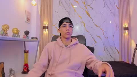 Snapshot of nikolay_gregori chatting on 05-22-26, 04:08 online show from 05-22-26, 04:08