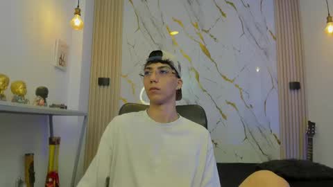 Snapshot of nikolay_gregori chatting on 05-24-26, 03:55 online show from 05-24-26, 03:55