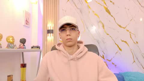 Snapshot of nikolay_gregori chatting on 06-07-26, 03:32 online show from 06-07-26, 03:32