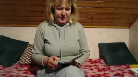 Nikole1 online show from 01-19-25, 03:42