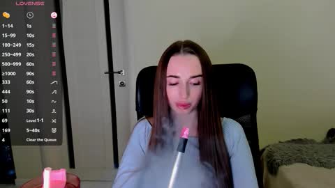      online show from 12-21-25, 02:51