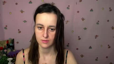 Snapshot of nikolleta_m chatting on 12-05-25, 09:18 Nikolleta online show from 12-05-25, 09:18