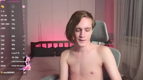 Snapshot of nikompell chatting on 01-24-25, 05:31 niko online show from 01-24-25, 05:31