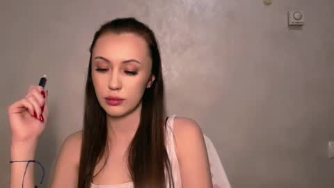 nikonara_ online show from 01-12-26, 07:41