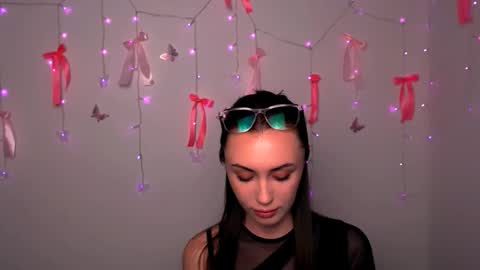 nikonara_ online show from 04-22-26, 04:19