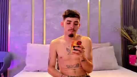 Niko Stone online show from 10-15-25, 04:23