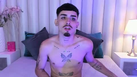 Niko Stone online show from 10-30-25, 05:42