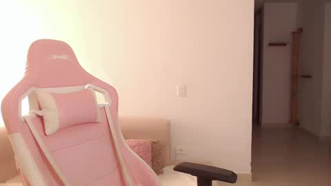 Snapshot of niky_blue chatting on 01-12-25, 12:55 niky_blue online show from 01-12-25, 12:55