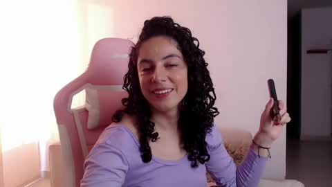 Snapshot of niky_blue chatting on 01-14-25, 11:53 niky_blue online show from 01-14-25, 11:53