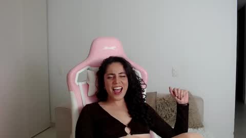 Snapshot of niky_blue chatting on 01-30-25, 03:55 niky_blue online show from 01-30-25, 03:55