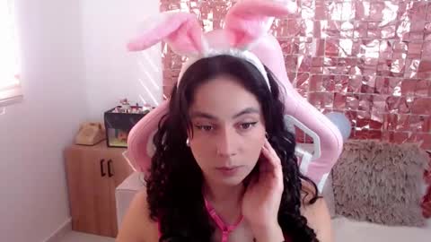Snapshot of niky_blue chatting on 10-08-25, 01:09 niky_blue online show from 10-08-25, 01:09