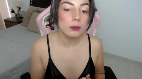 niky_blue online show from 06-05-26, 12:44