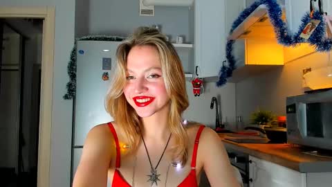 Veronica online show from 12-24-24, 10:39