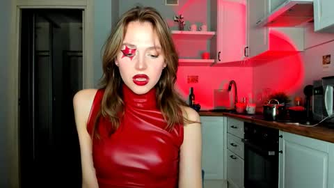 Veronica online show from 02-25-25, 07:58