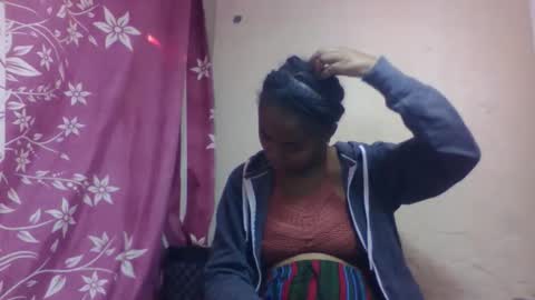 nilah online show from 09-20-25, 12:39