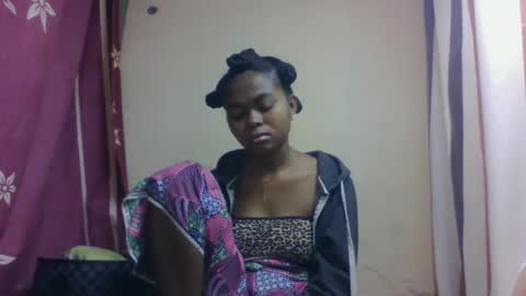 nilah online show from 09-29-25, 09:58