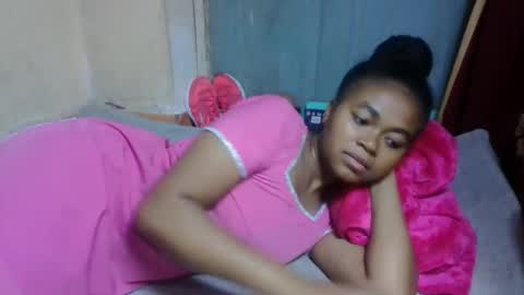 nilah online show from 04-27-26, 06:00