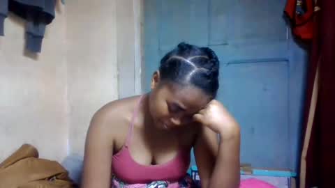 nilah online show from 07-28-26, 04:39