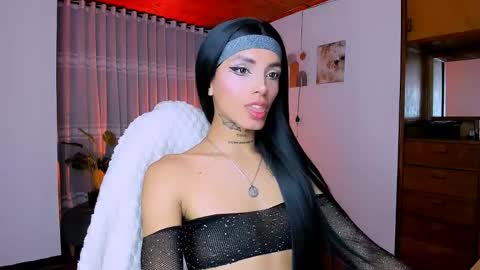 Nilam online show from 05-08-26, 01:11