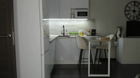 Bella online show from 02-05-26, 04:11